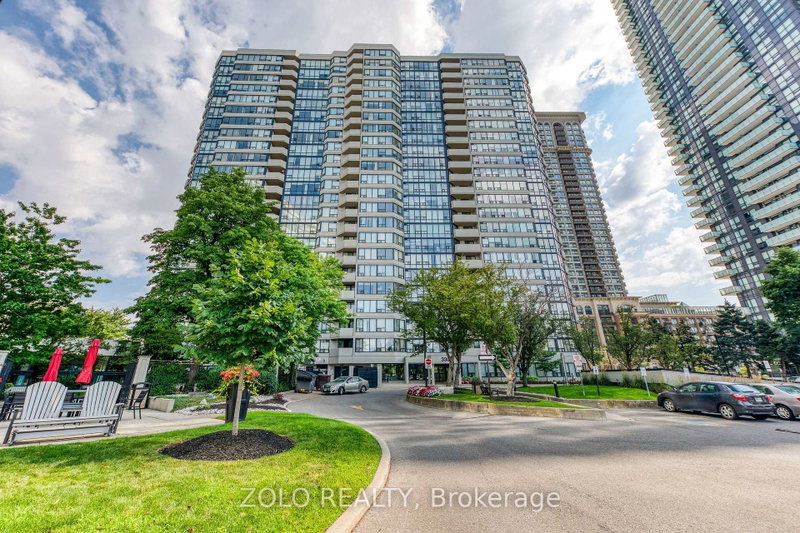 908 - 330 Rathburn Road W