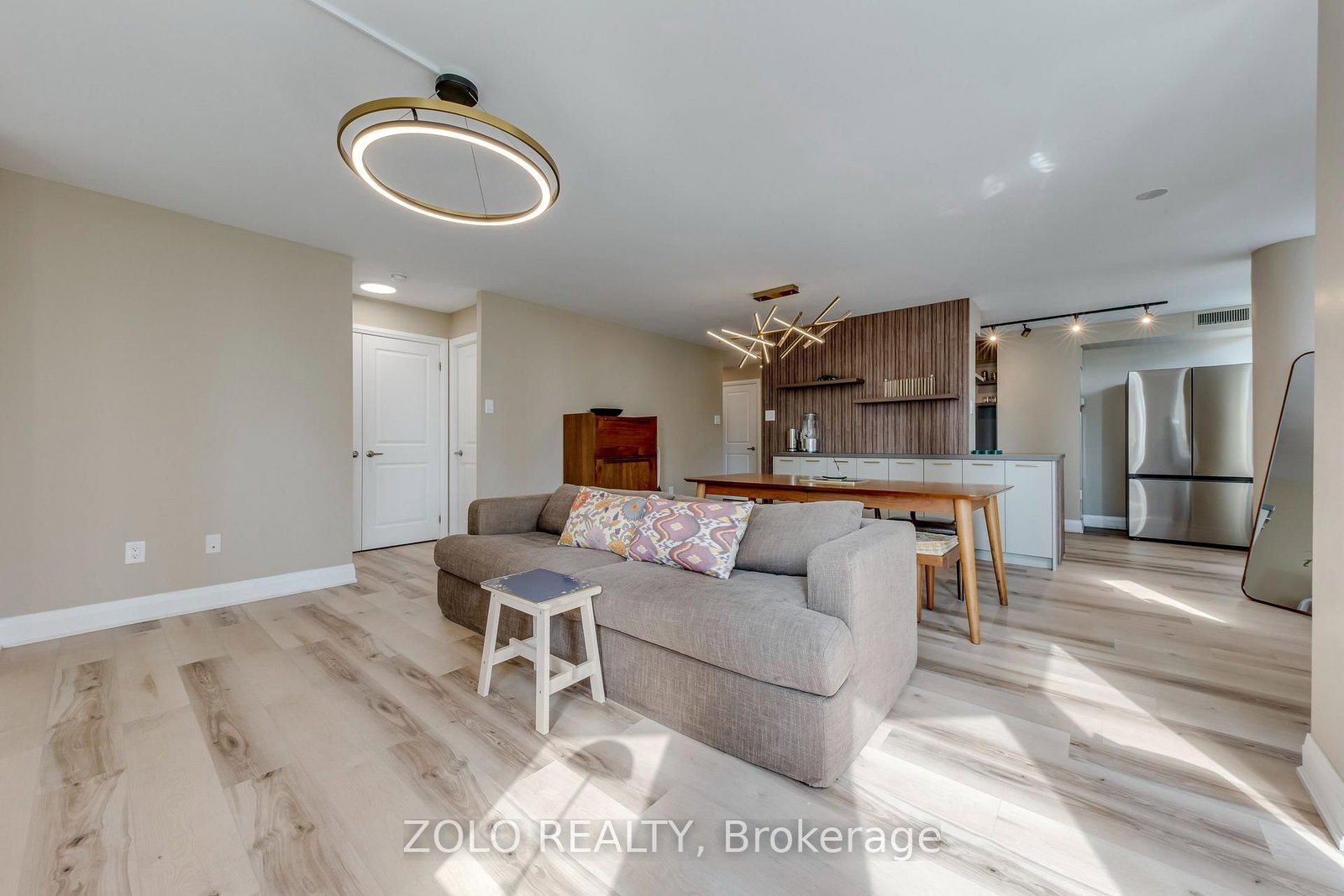 330 Rathburn Road W • #908 • Mississauga, ON photo 8