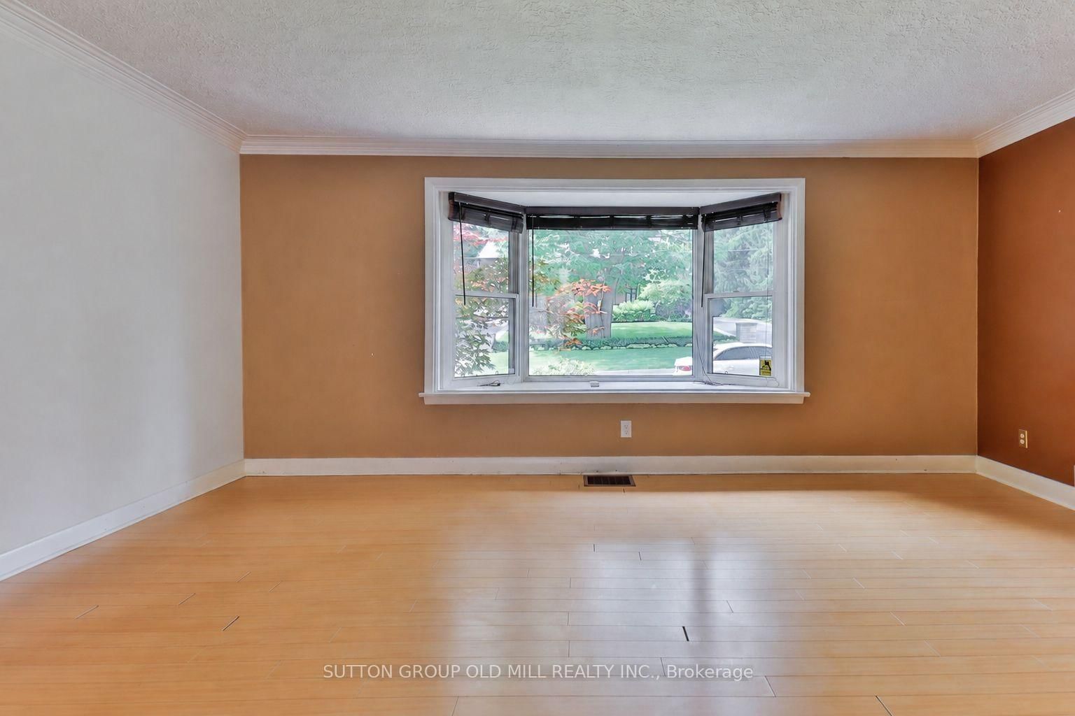 1 Penhale Drive • Toronto, ON photo 18