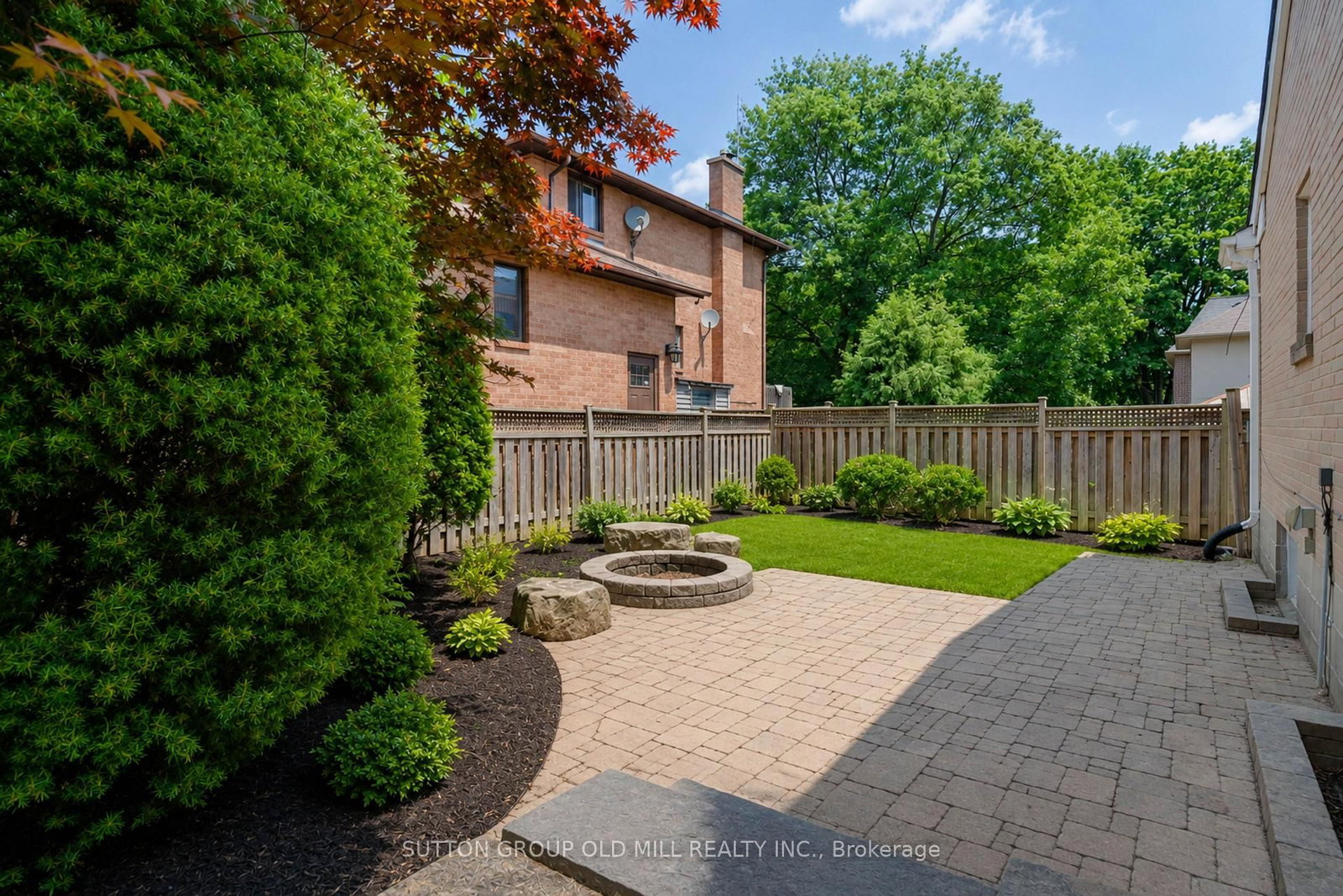 1 Penhale Drive • Toronto, ON photo 8