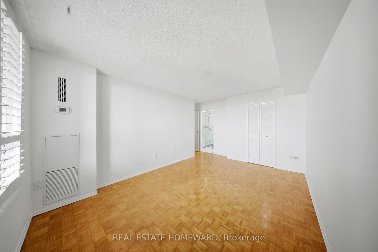 1515 Lakeshore Road E • #1505 • Mississauga, ON photo 18