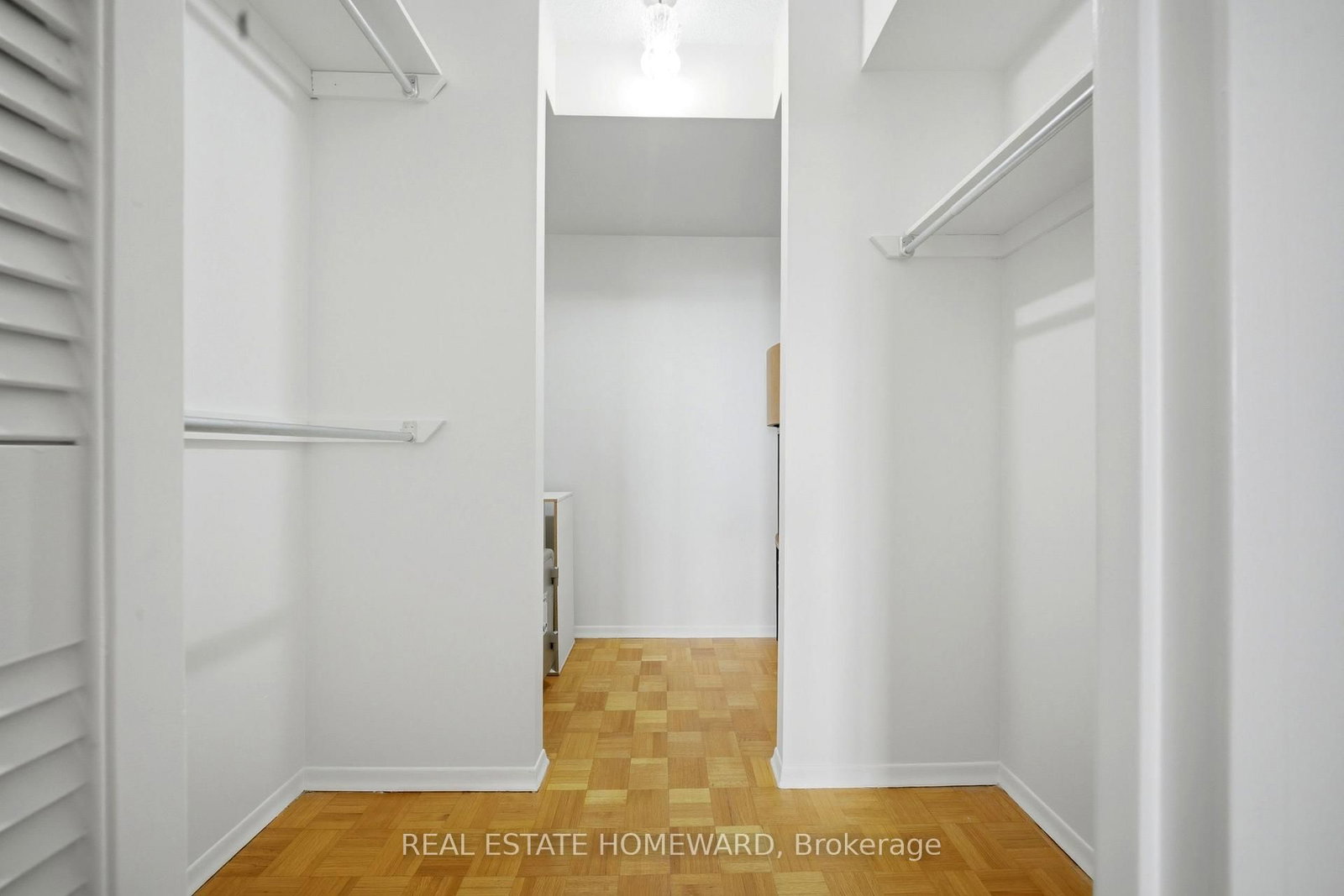 1515 Lakeshore Road E • #1505 • Mississauga, ON photo 19