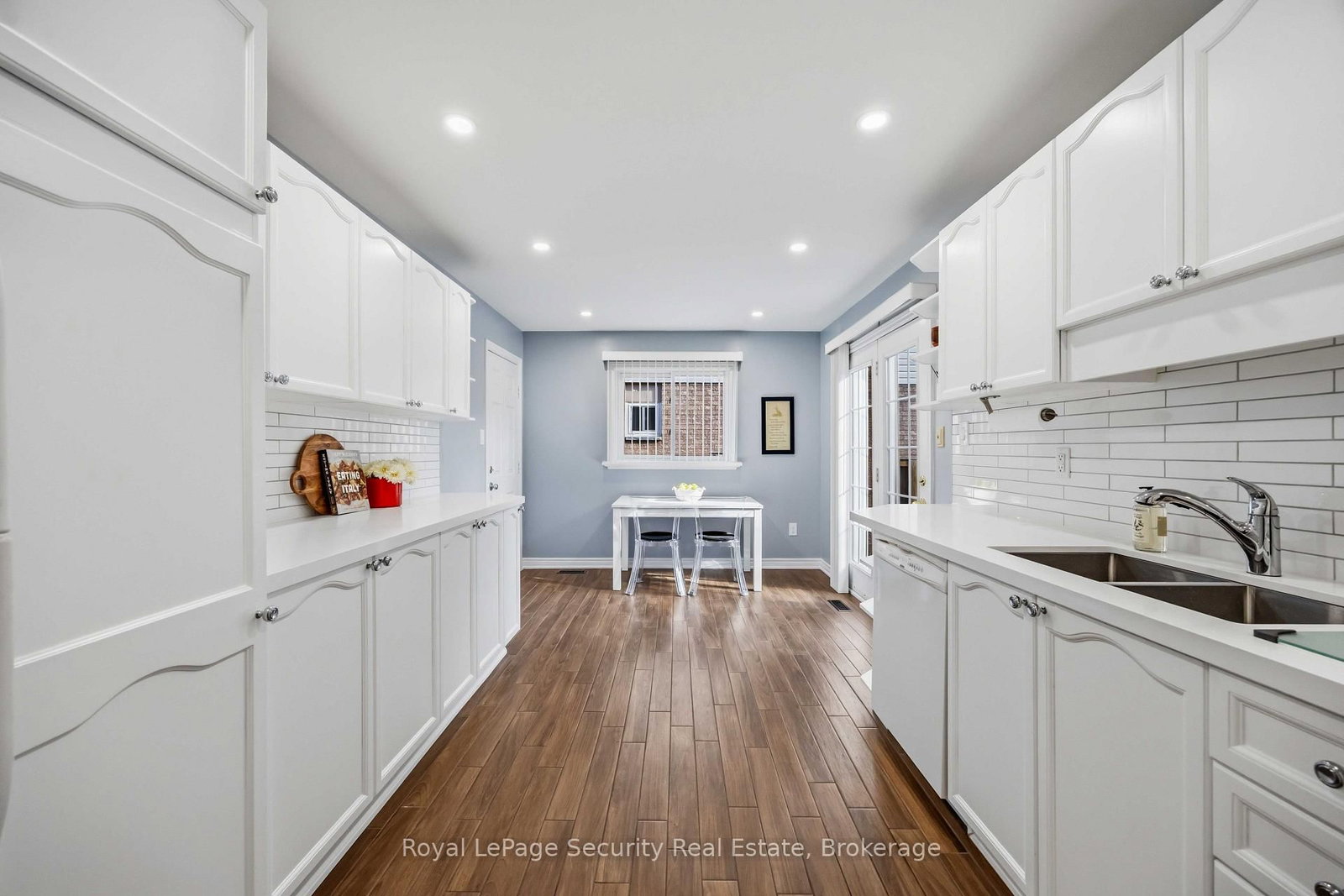 46 Birchway Place • Halton Hills, ON photo 11