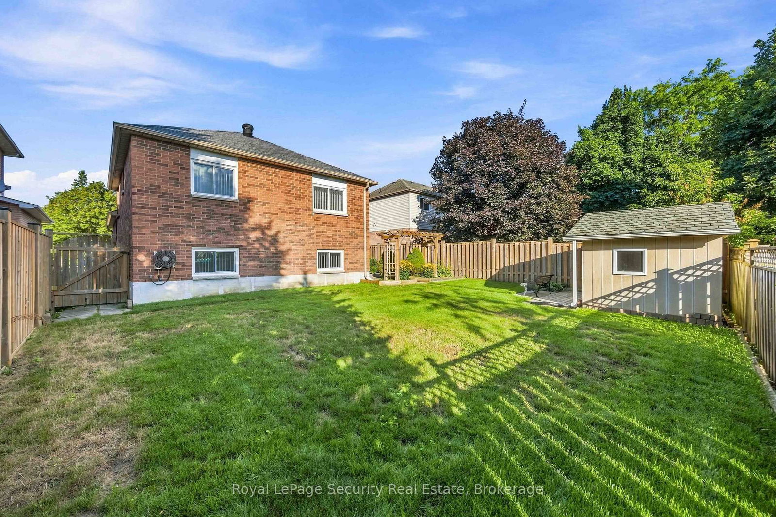 46 Birchway Place • Halton Hills, ON photo 45