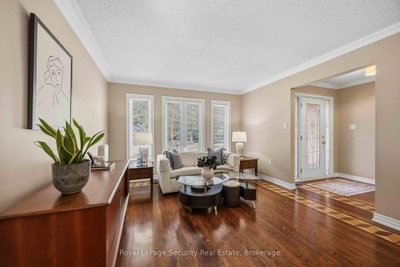 46 Birchway Place • Halton Hills, ON photo 5
