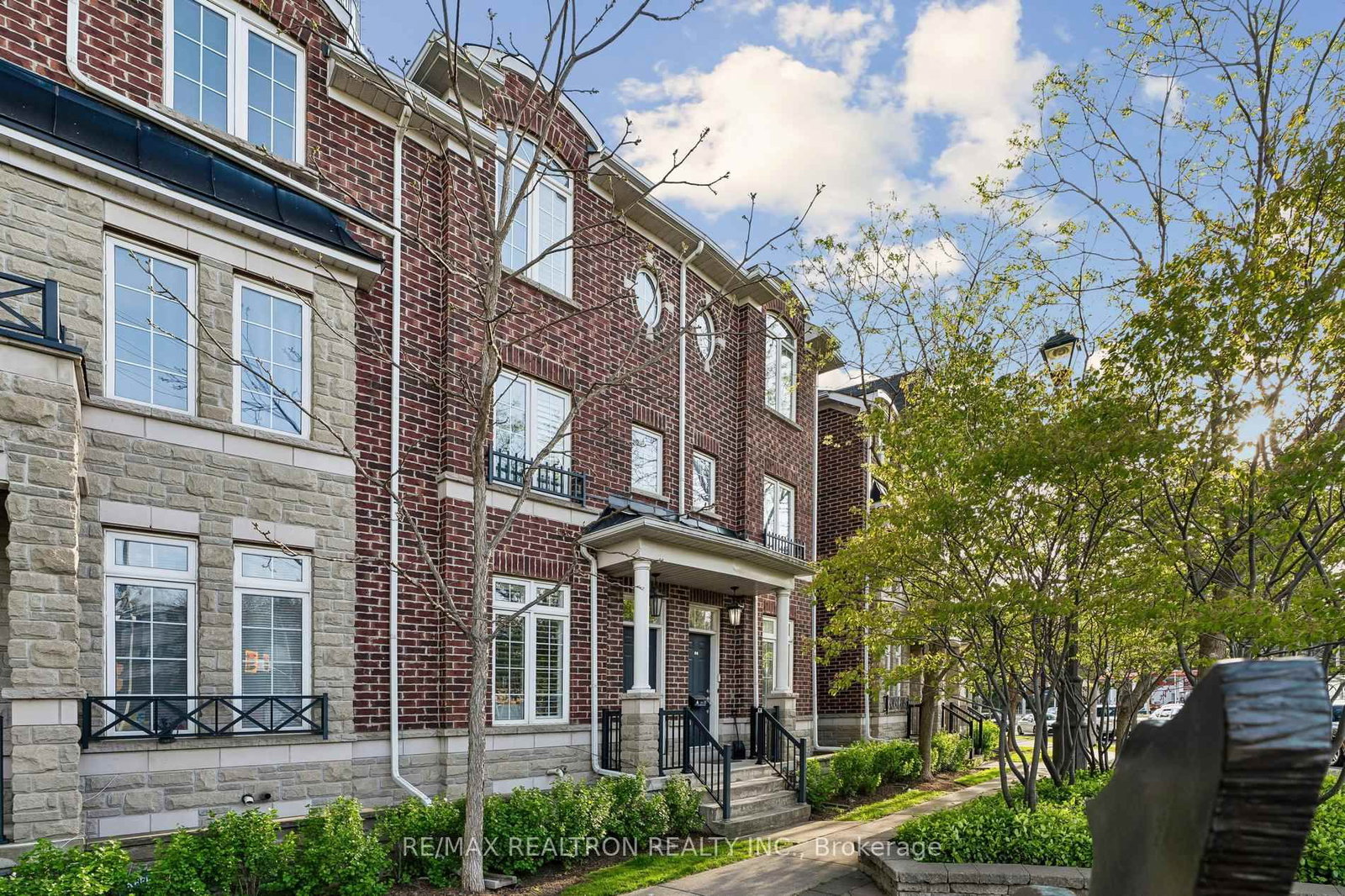 97 The Queensway • #35 • Toronto, ON photo 1
