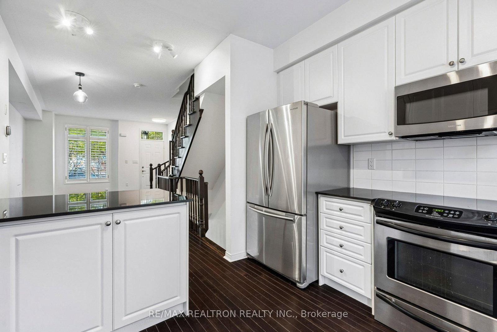 97 The Queensway • #35 • Toronto, ON photo 17