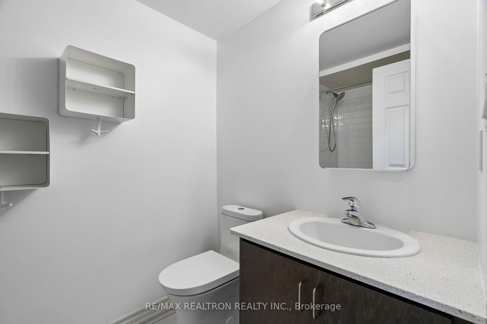 97 The Queensway • #35 • Toronto, ON photo 27