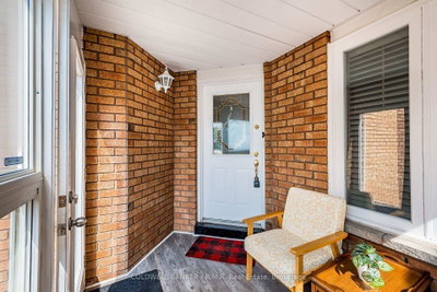 292 Ukraine Road • Mississauga, ON photo 4