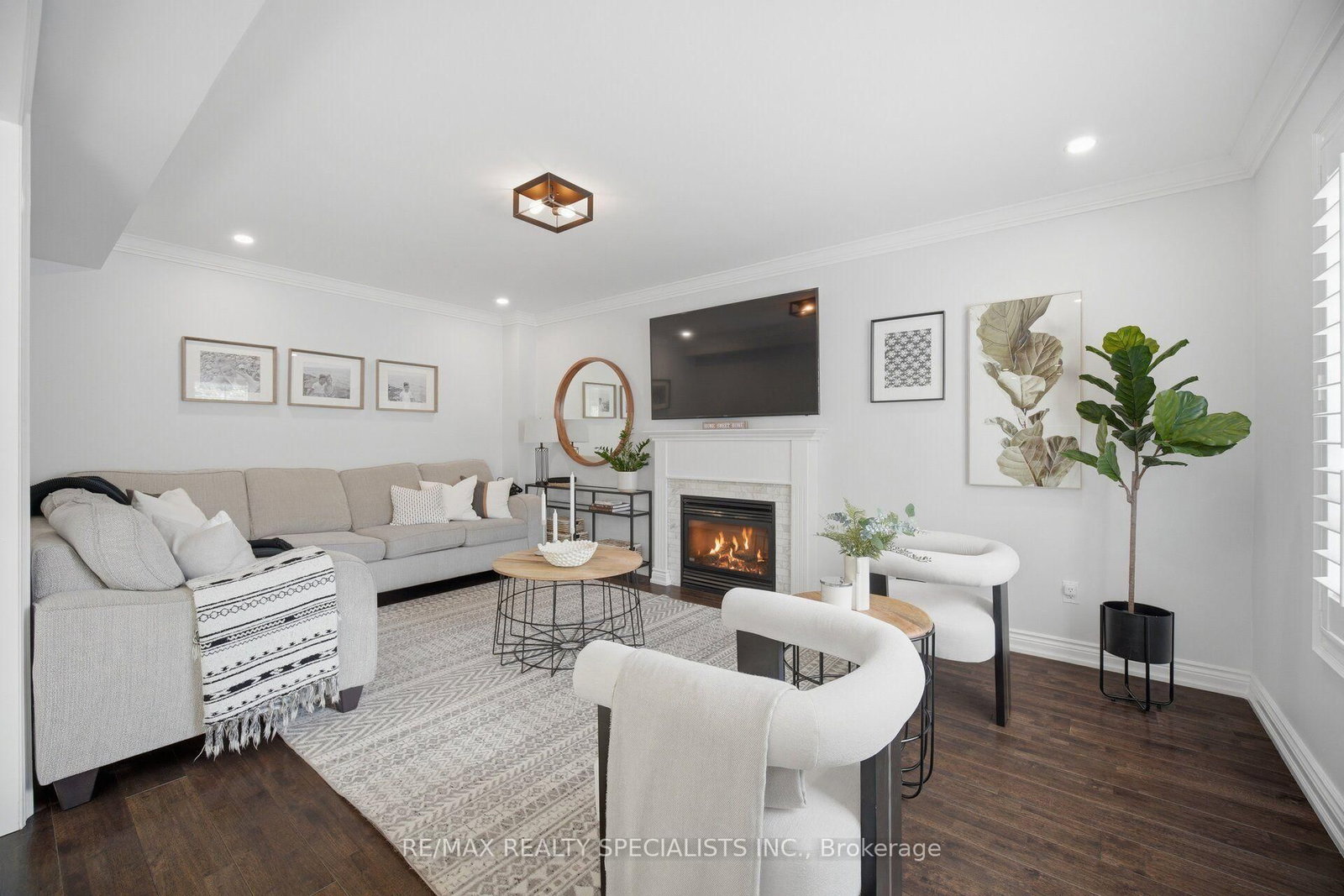 2150 Jardine Crescent • Burlington, ON photo 11
