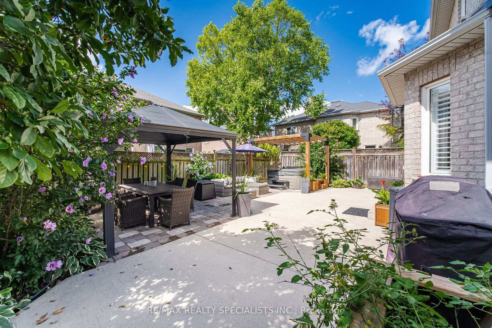 2150 Jardine Crescent • Burlington, ON photo 27