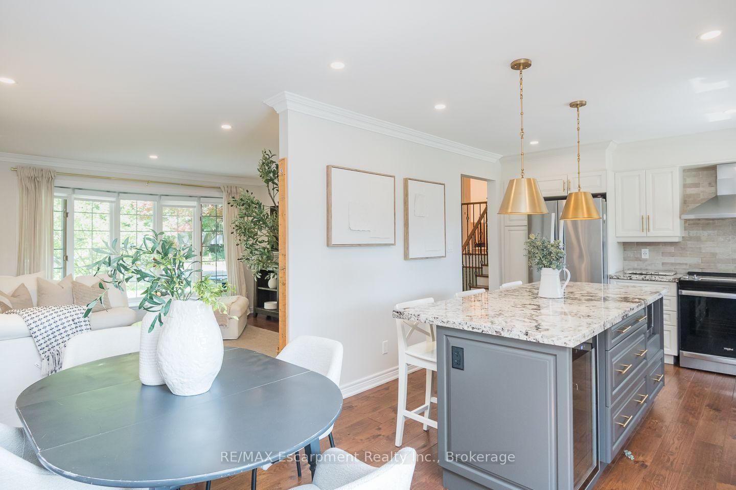 5410 Clive Crescent • Burlington, ON photo 13