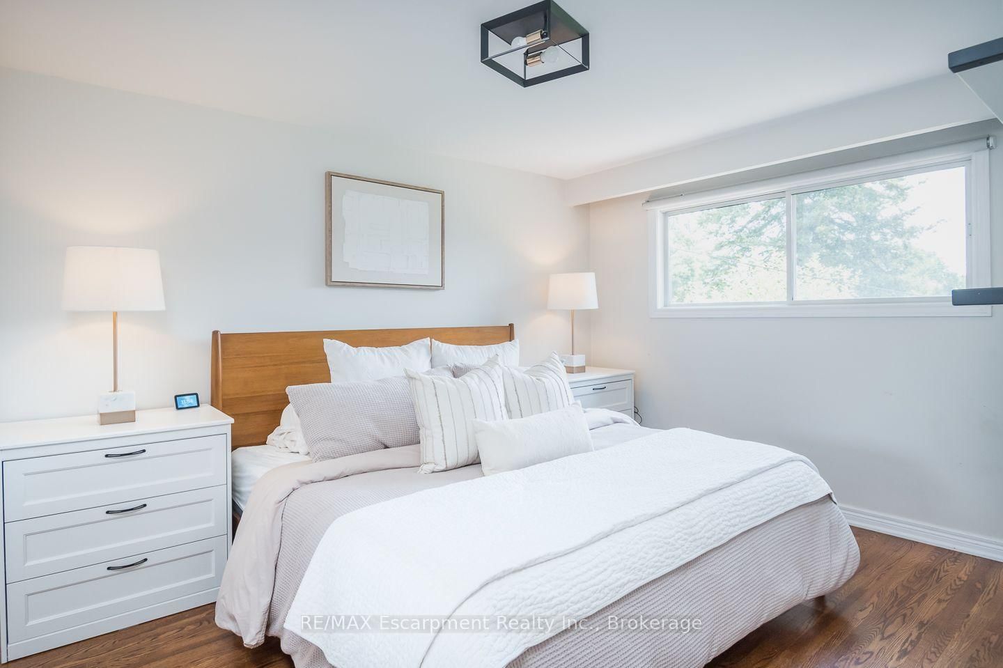 5410 Clive Crescent • Burlington, ON photo 18