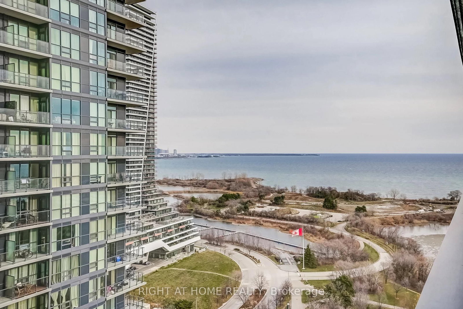 2212 Lake Shore Toronto,ON M8V 0C2 — Photo 17
