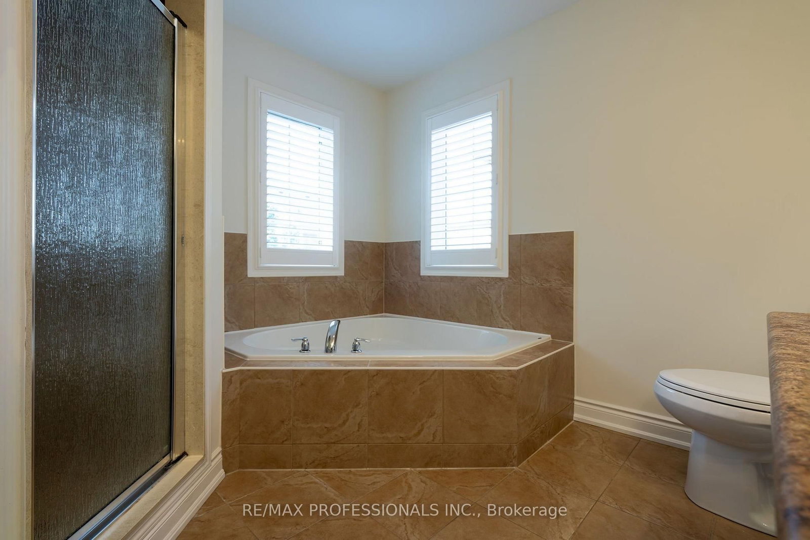 3184 Nixon Gate • Burlington, ON photo 22