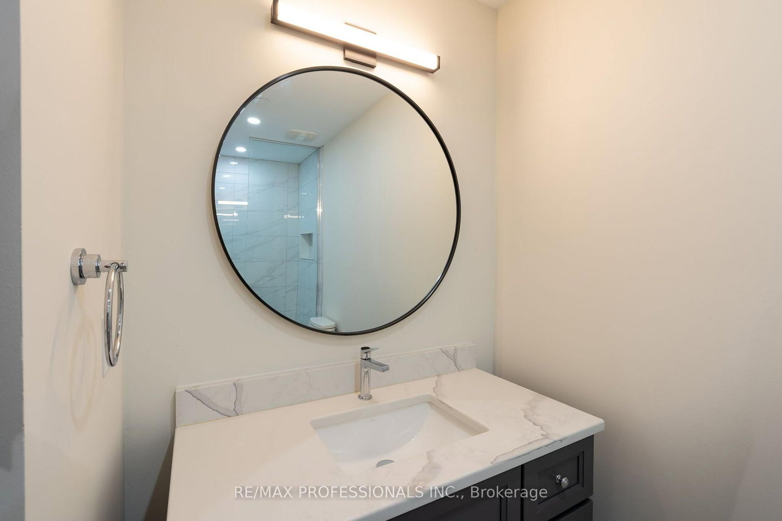 3184 Nixon Gate • Burlington, ON photo 27