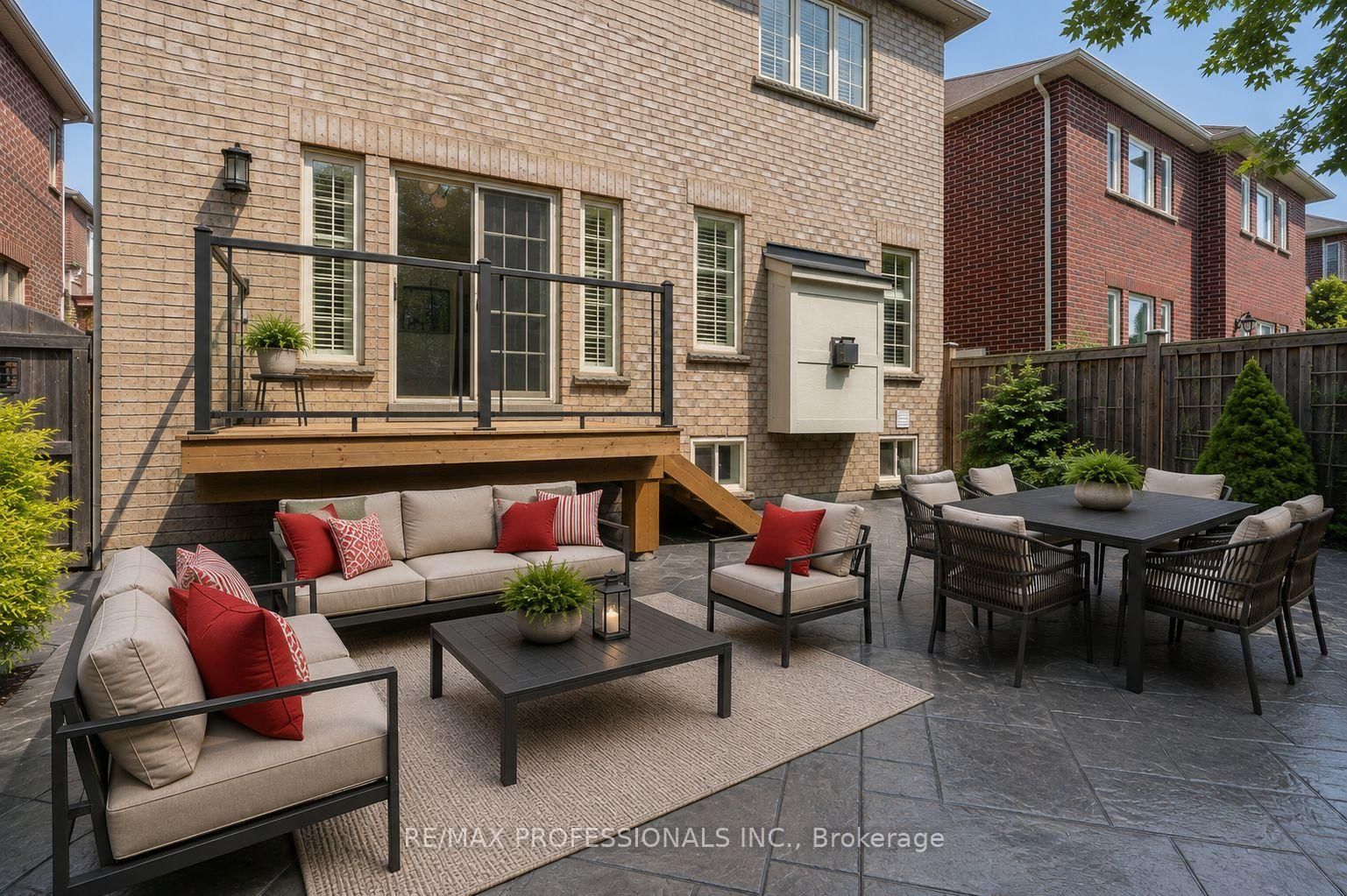 3184 Nixon Gate • Burlington, ON photo 36