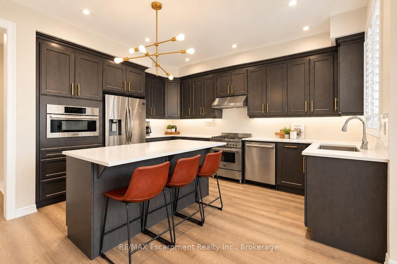 143 Threshing Mill Oakville,ON L6H 0V5 — Photo 13