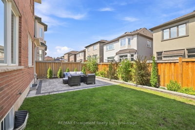 143 Threshing Mill Oakville,ON L6H 0V5 — Photo 30