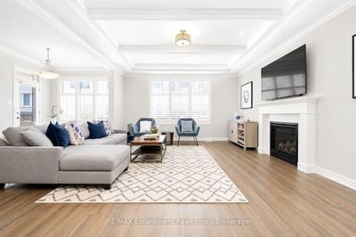143 Threshing Mill Boulevard • Oakville, ON photo 9