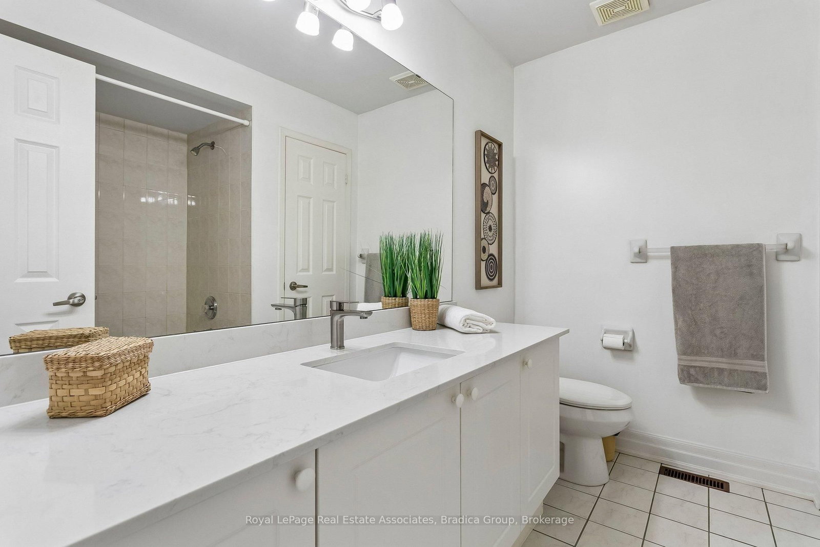 3837 Forest Bluff Crescent • Mississauga, ON photo 22