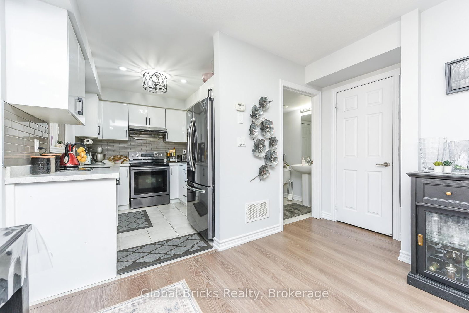 200 Veterans Drive • #157 • Brampton, ON photo 16