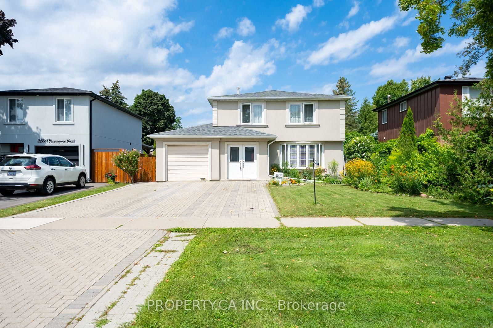 2563 Bromsgrove Road W • Mississauga, ON photo 1