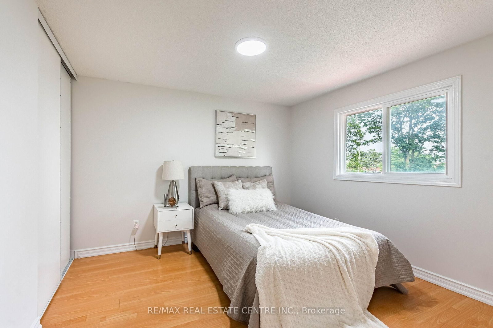 1124 Shagbark Crescent • Mississauga, ON photo 19