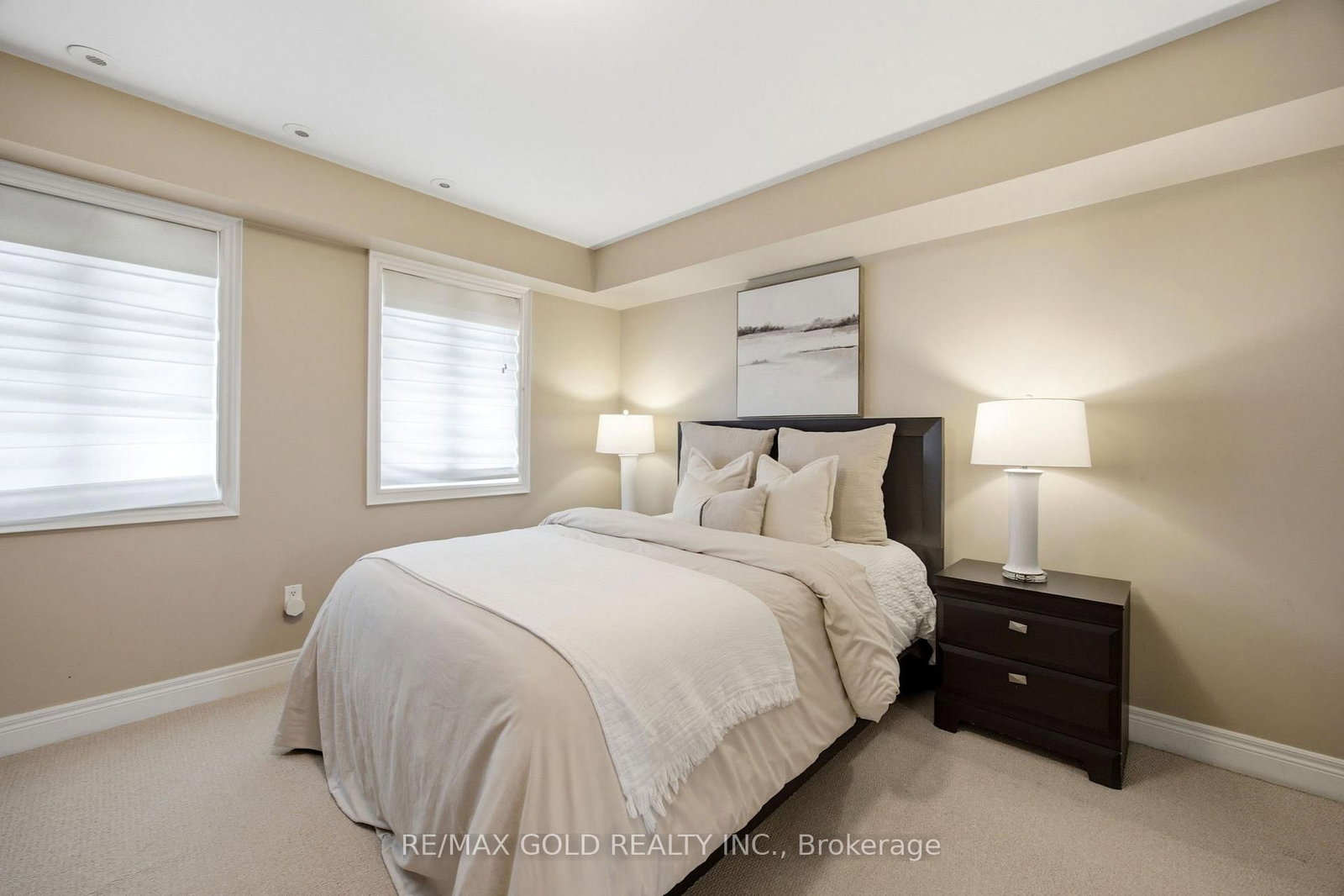 71 Cormier Heights • Toronto, ON photo 18