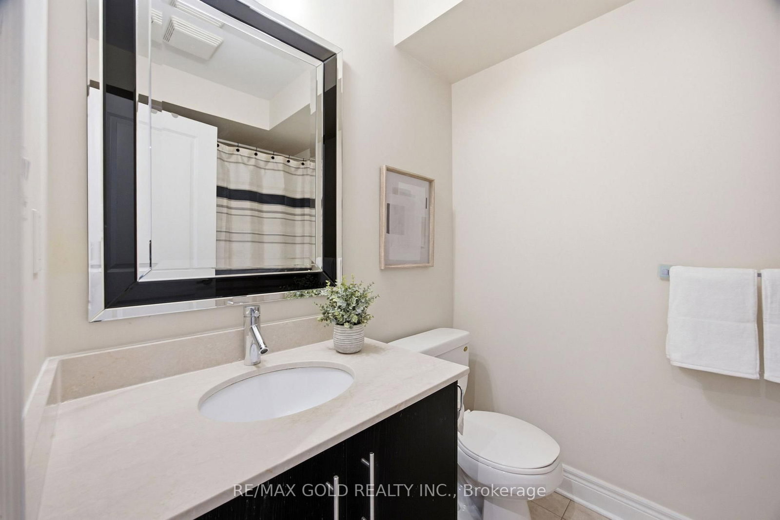 71 Cormier Heights • Toronto, ON photo 22