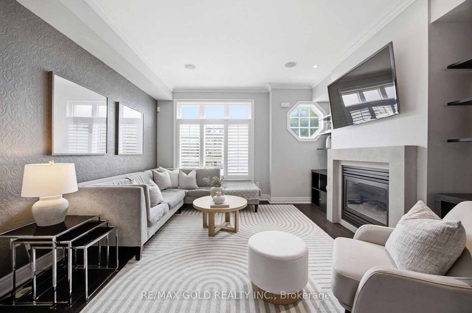 71 Cormier Heights • Toronto, ON photo 3