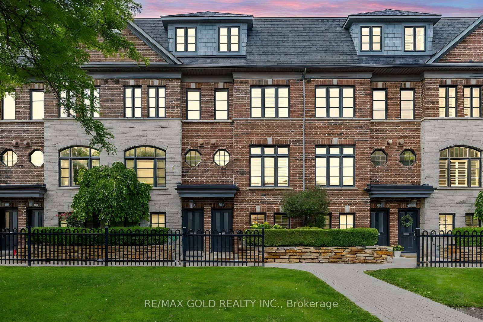 71 Cormier Heights • Toronto, ON photo 42