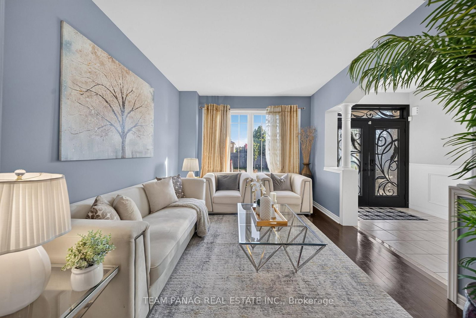 6 Bainsville Circle • Brampton, ON photo 6