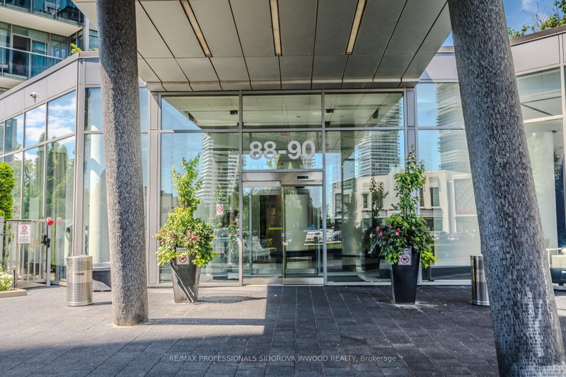 305 - 88 Park Lawn Road