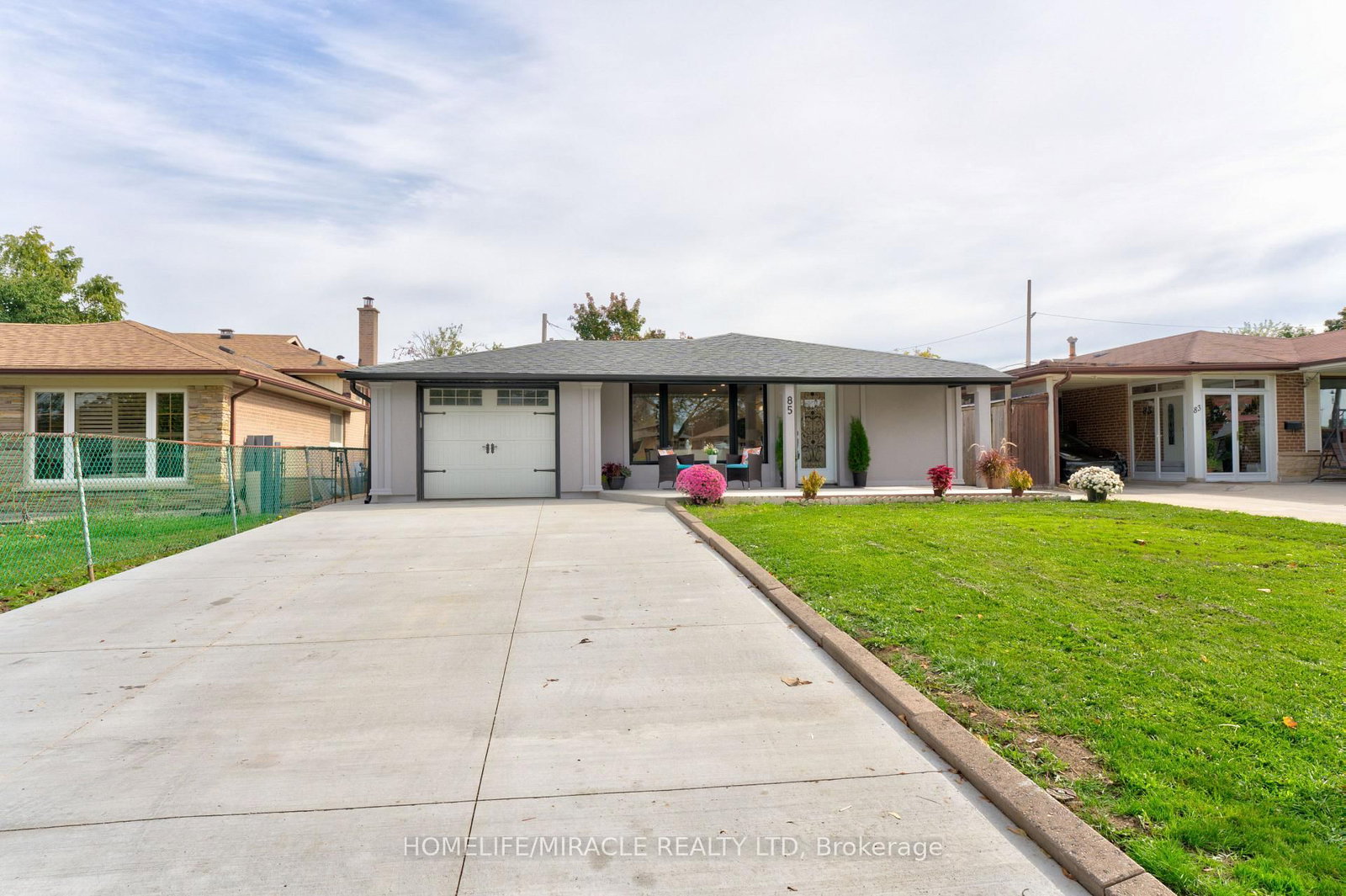 Property at 85 Silverstone