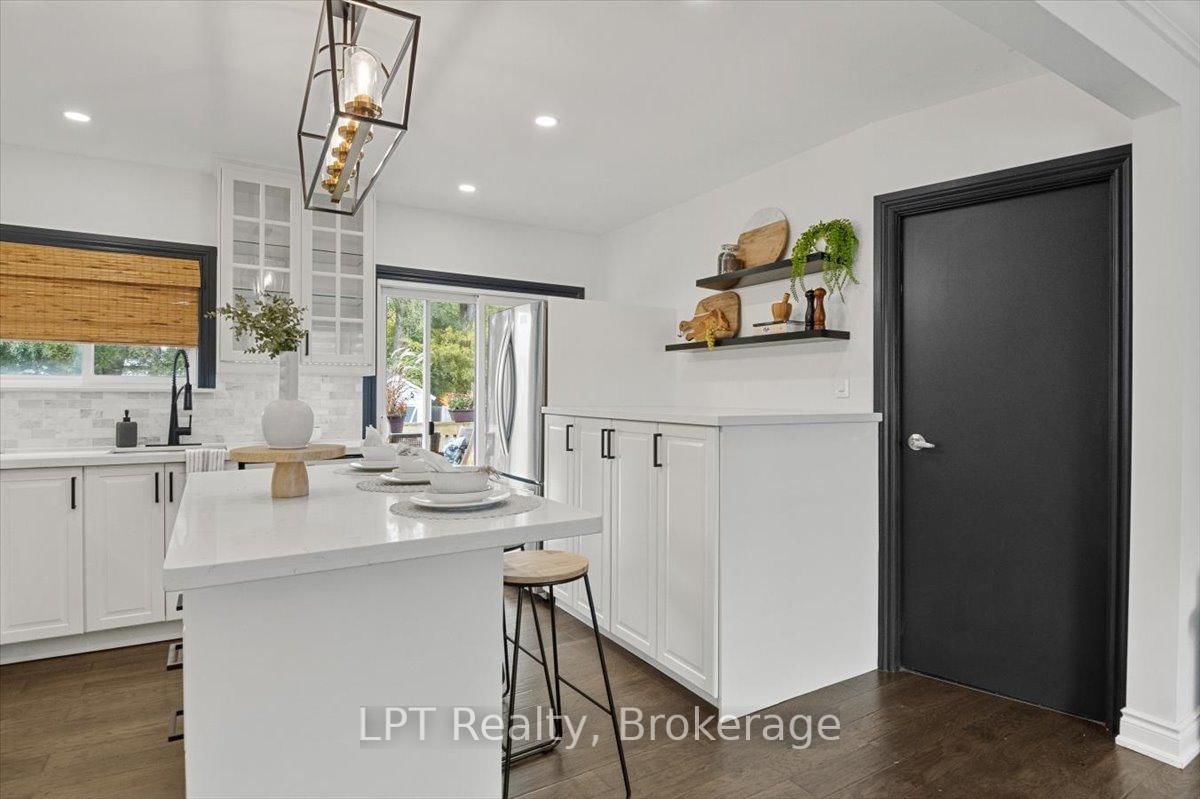 667 Wickens Avenue • Burlington, ON photo 20