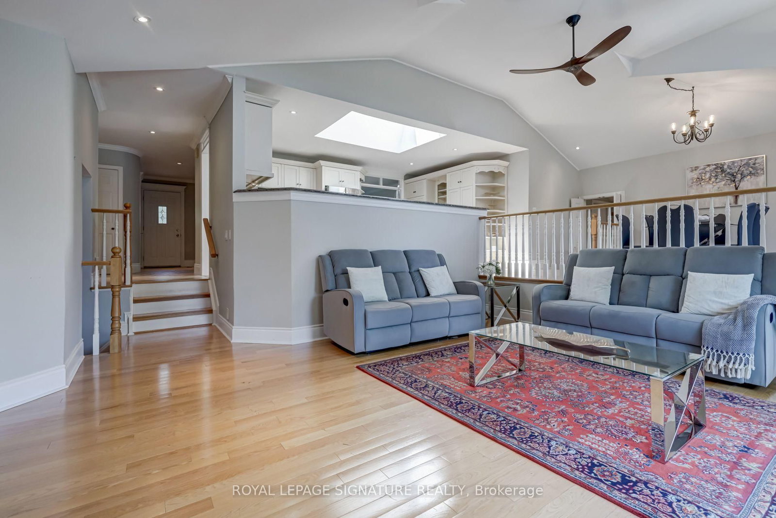 383 Maplehurst Avenue • Oakville, ON photo 20
