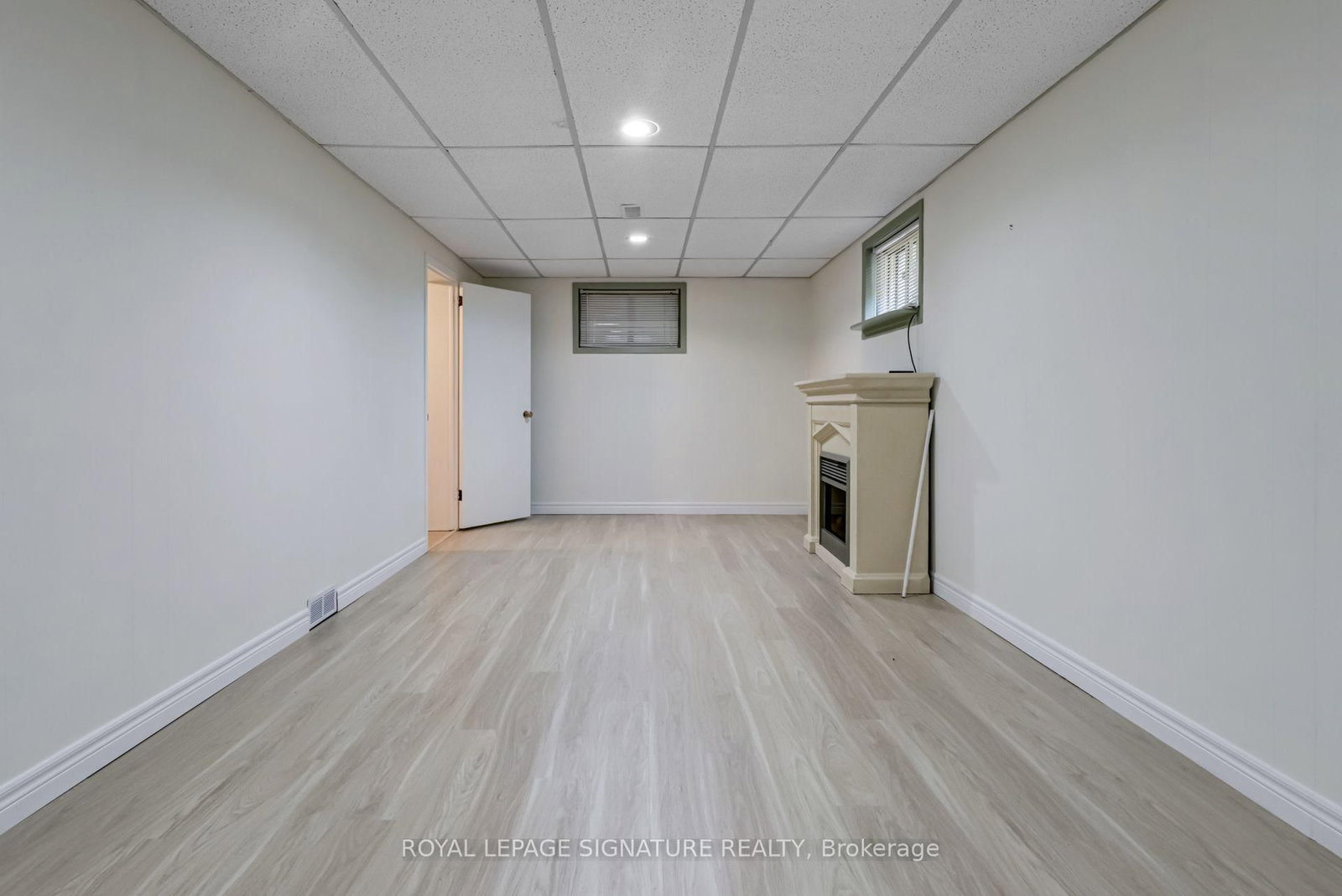 383 Maplehurst Avenue • Oakville, ON photo 22