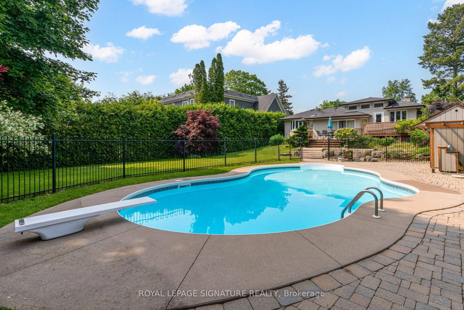 383 Maplehurst Avenue • Oakville, ON photo 36