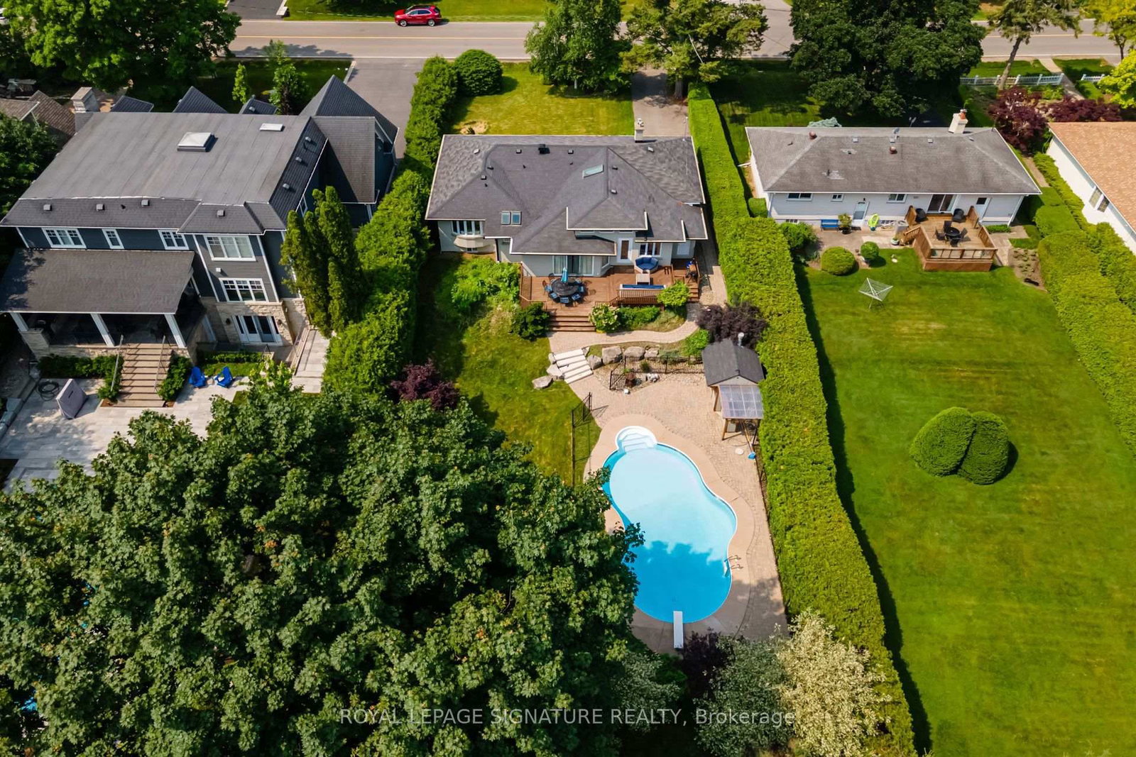 383 Maplehurst Avenue • Oakville, ON photo 38