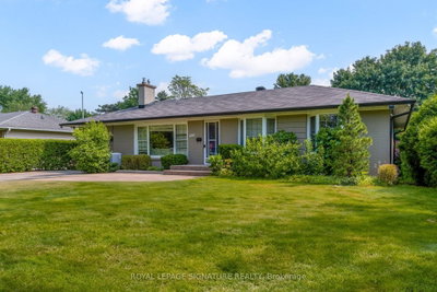 383 Maplehurst Avenue • Oakville, ON photo 4