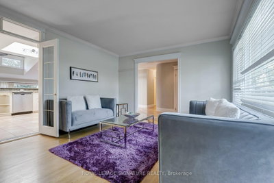 383 Maplehurst Avenue • Oakville, ON photo 6