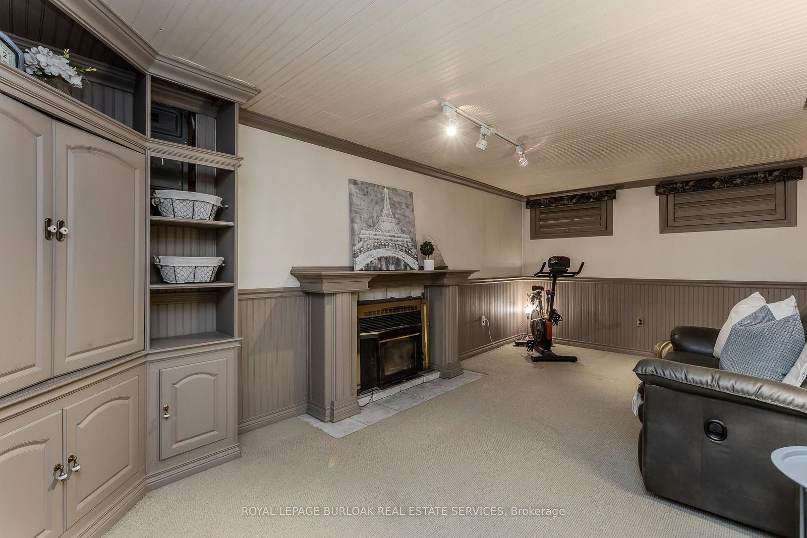 274 Belvenia Road • Burlington, ON photo 18