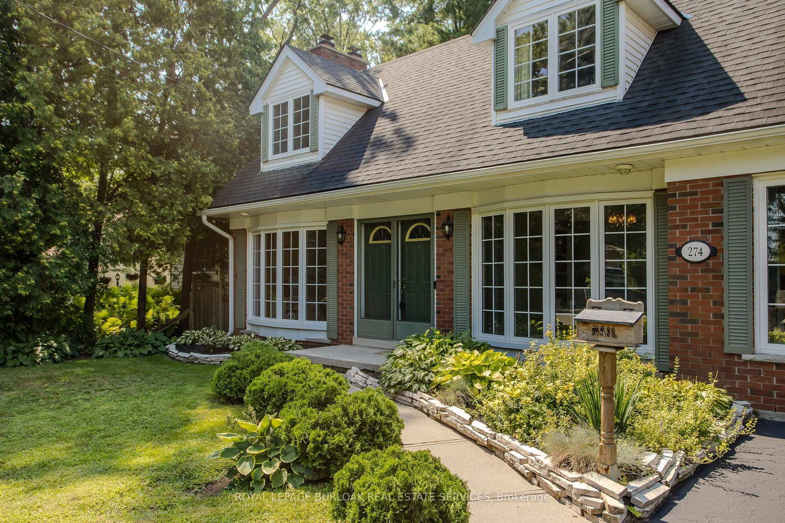 274 Belvenia Road • Burlington, ON photo 27
