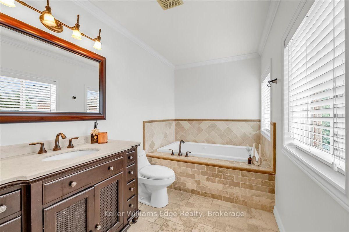 2456 Pathfinder Drive • Burlington, ON photo 32