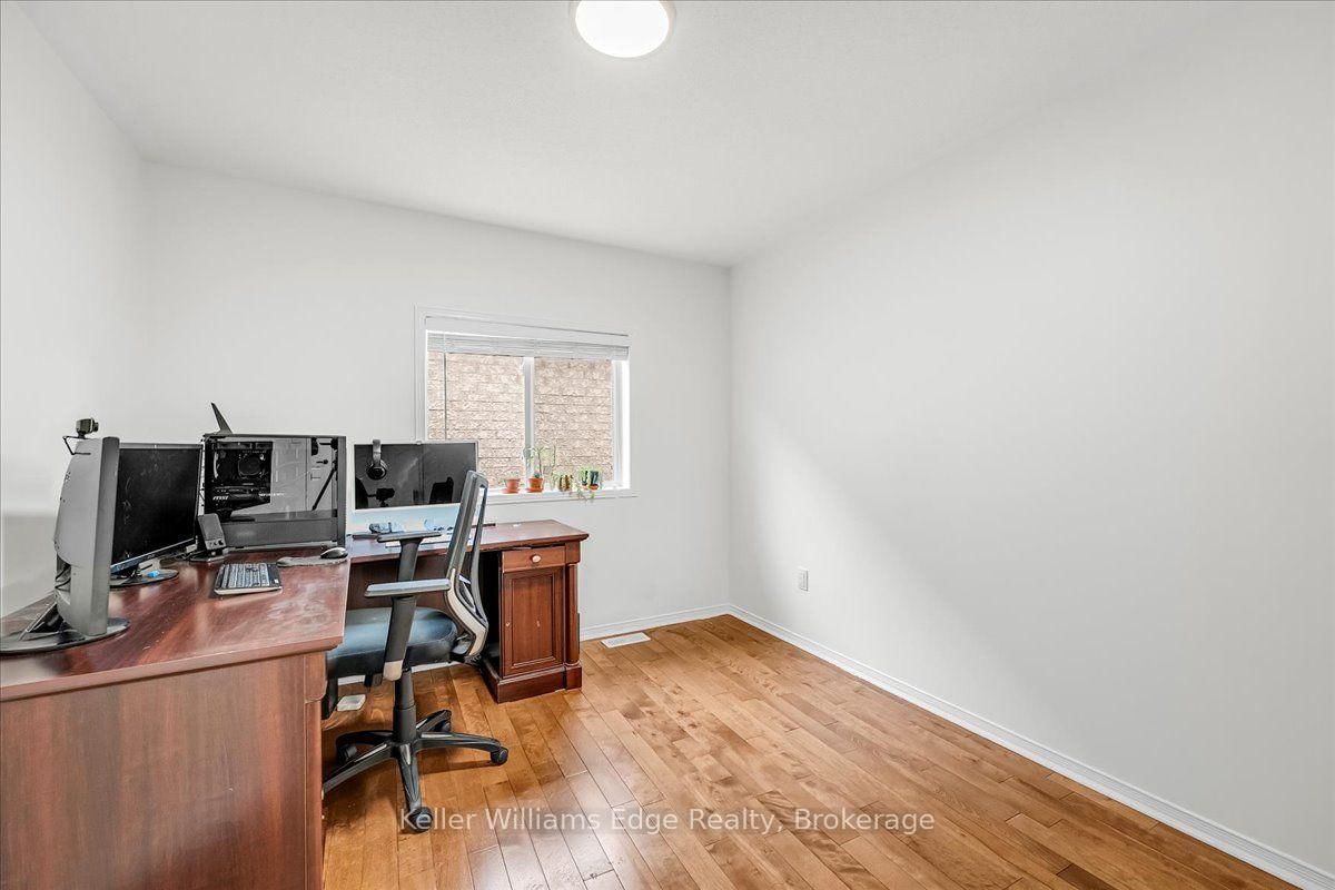 2456 Pathfinder Drive • Burlington, ON photo 34