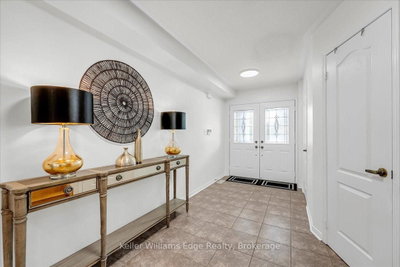 2456 Pathfinder Drive • Burlington, ON photo 7