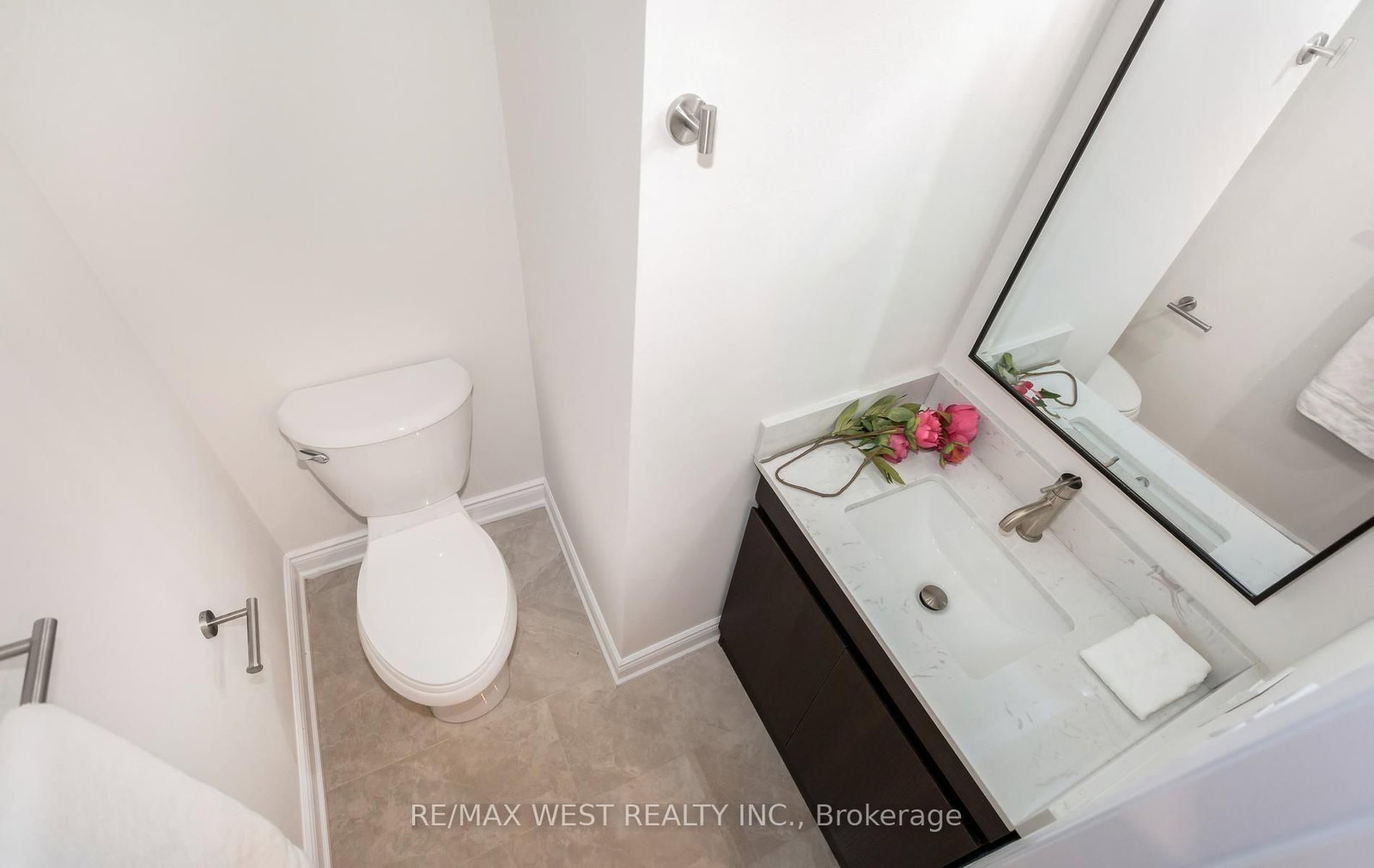 5239 Bushelgrove Circle • Mississauga, ON photo 16
