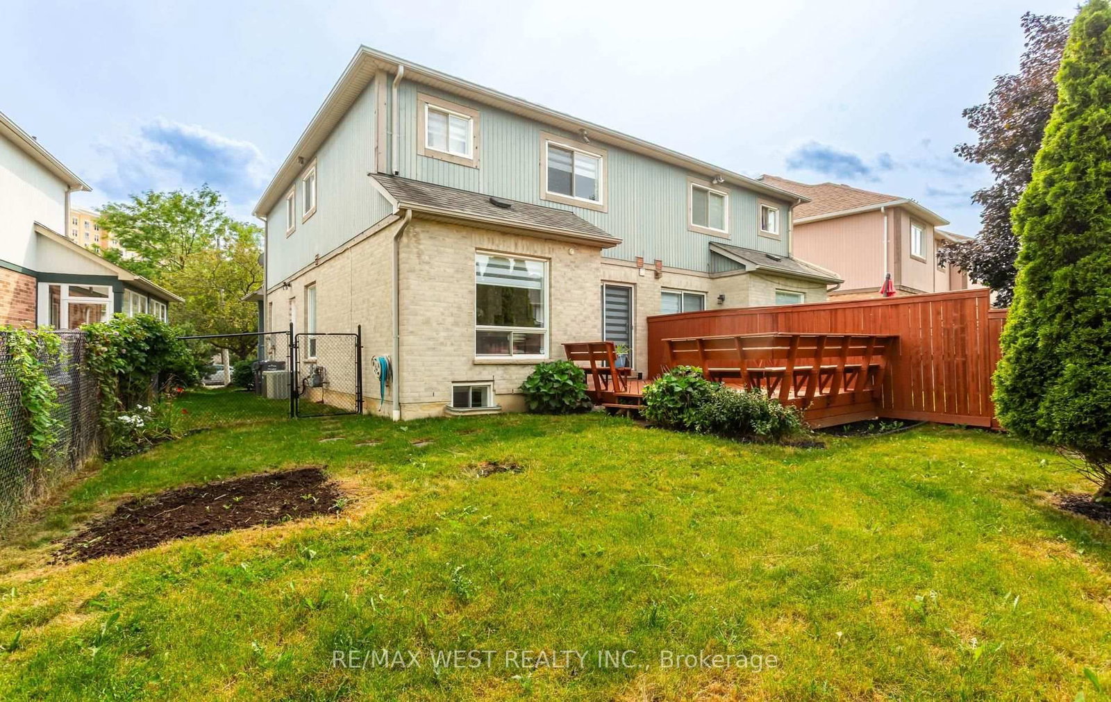 5239 Bushelgrove Circle • Mississauga, ON photo 49