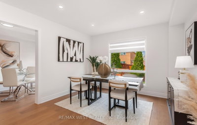 5239 Bushelgrove Circle • Mississauga, ON photo 8